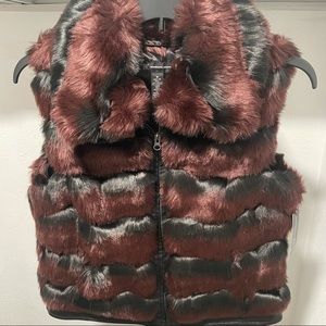 COPY - INC fur/leather zipper vest